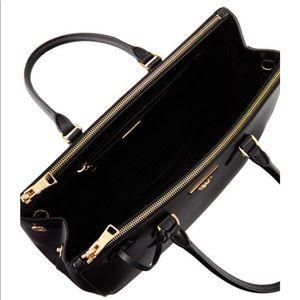 Prada Saffiano leather tote -black